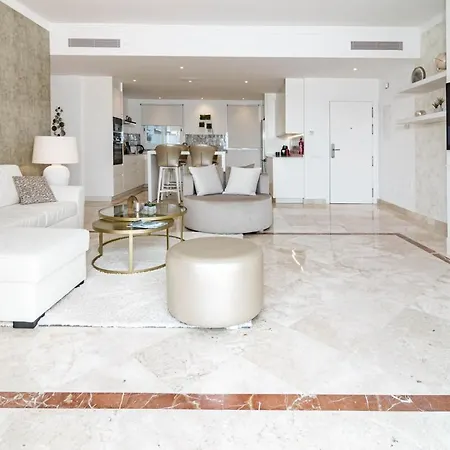 Apartment Amazing Penthouse Paraiso Pueblo And Hottub Rdr498 Estepona