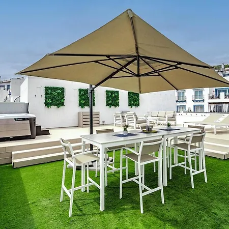 Amazing Penthouse Paraiso Pueblo And Hottub Rdr498 Estepona