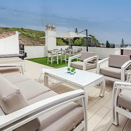 Amazing Penthouse Paraiso Pueblo And Hottub Rdr498 * Estepona
