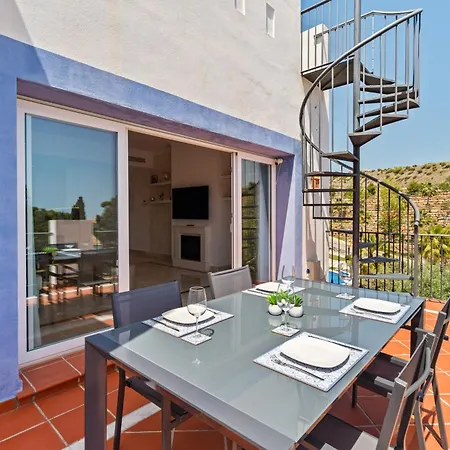 Amazing Penthouse Paraiso Pueblo And Hottub Rdr498 Appartement Estepona