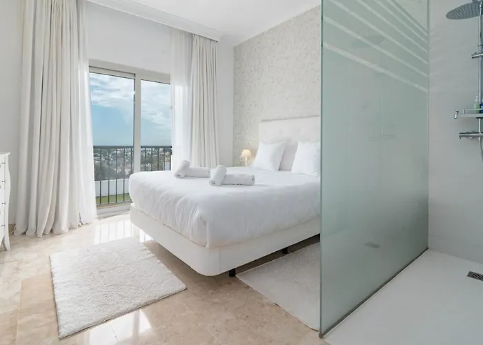 Amazing Penthouse Paraiso Pueblo And Hottub Rdr498 Apartment Estepona