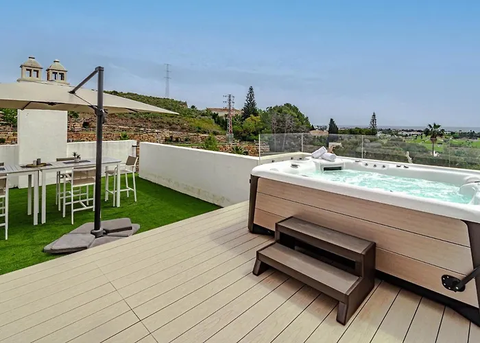 Amazing Penthouse Paraiso Pueblo And Hottub Rdr498 * Estepona