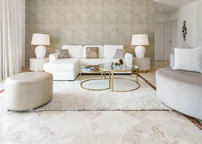 Amazing Penthouse Paraiso Pueblo And Hottub Rdr498 Estepona